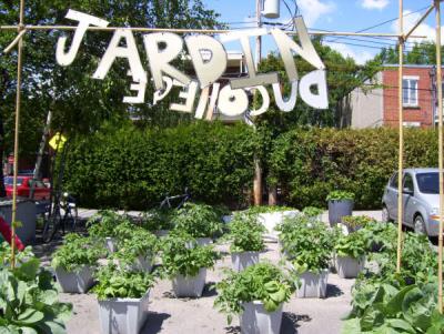 Jardin sur stationnement